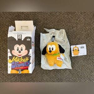 Pop Mart Mickey Family Cute Together Keychain Pluto